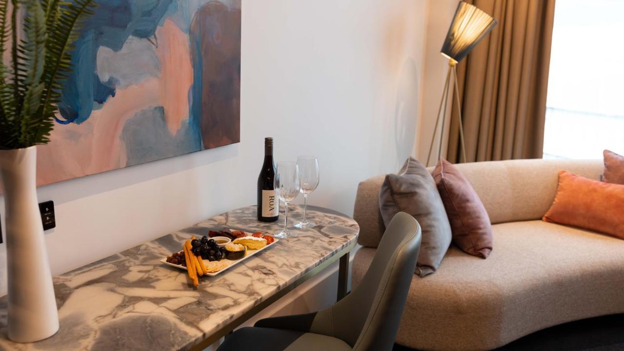 Horizon By Skycity Auckland Extérieur photo A wine tasting at the hotel