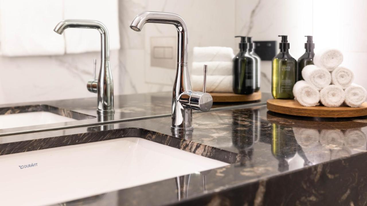 Horizon By Skycity Auckland Extérieur photo Bathroom taps