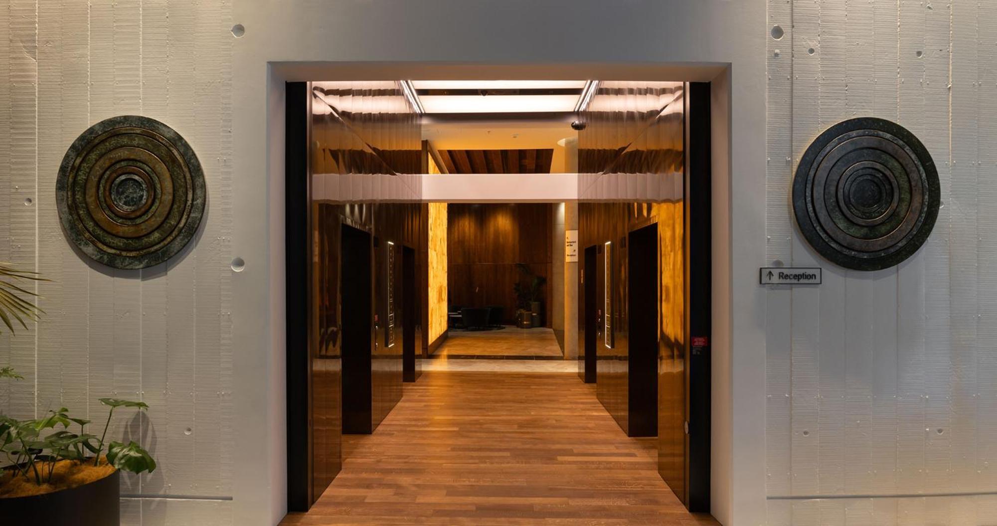Horizon By Skycity Auckland Extérieur photo The interior of the hotel